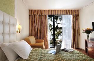 Hotel Capri Gardone Riviera