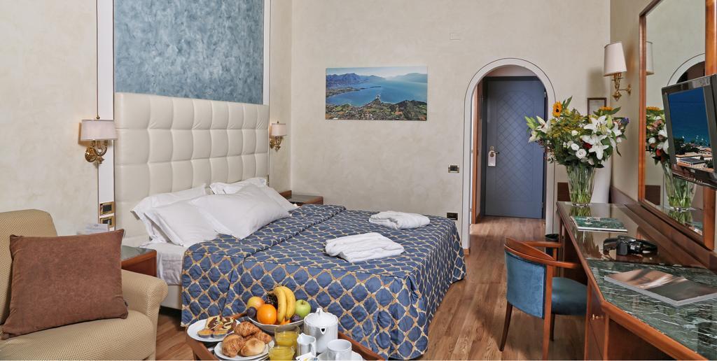 Capri 4* Gardone Riviera