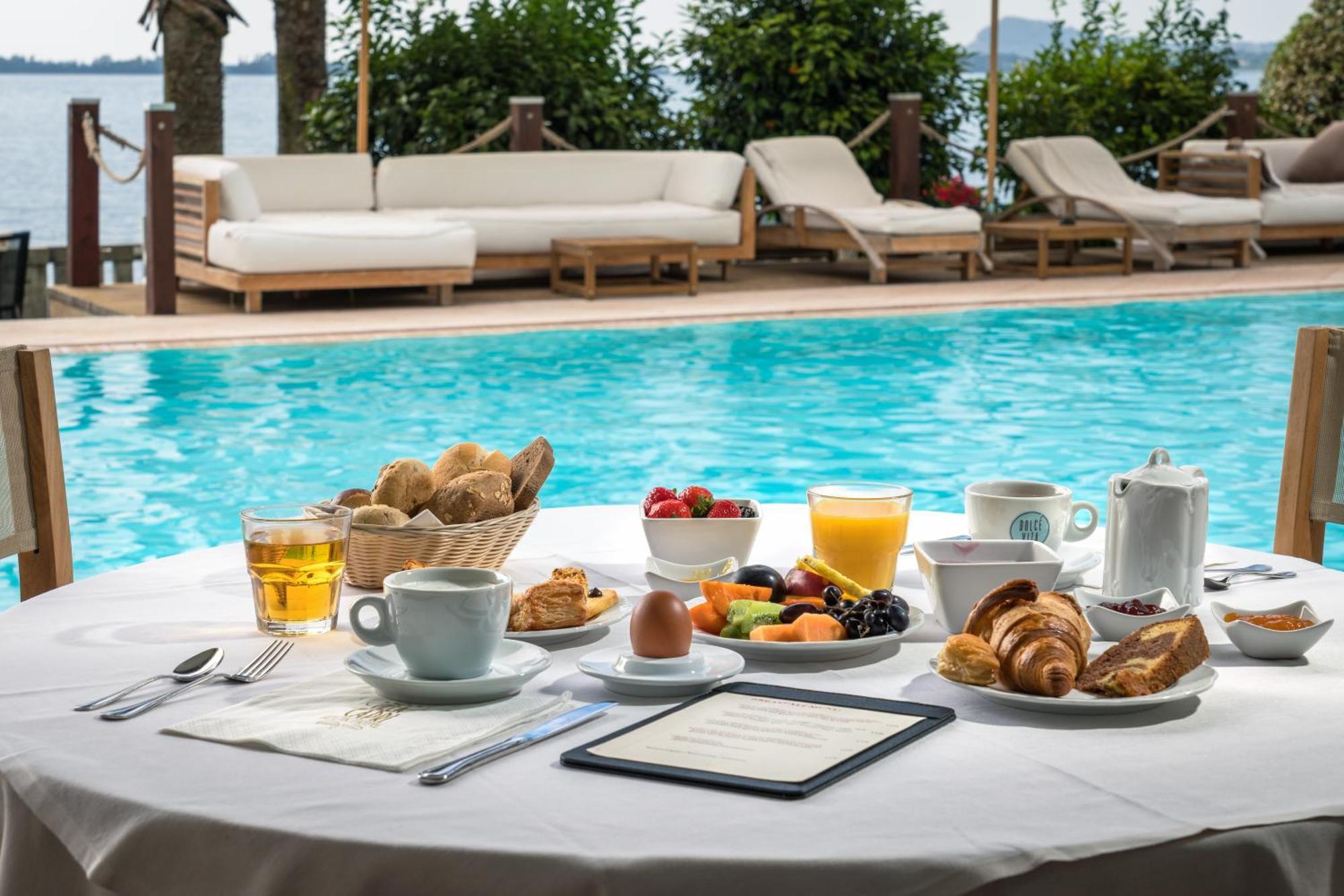 Capri Hotel