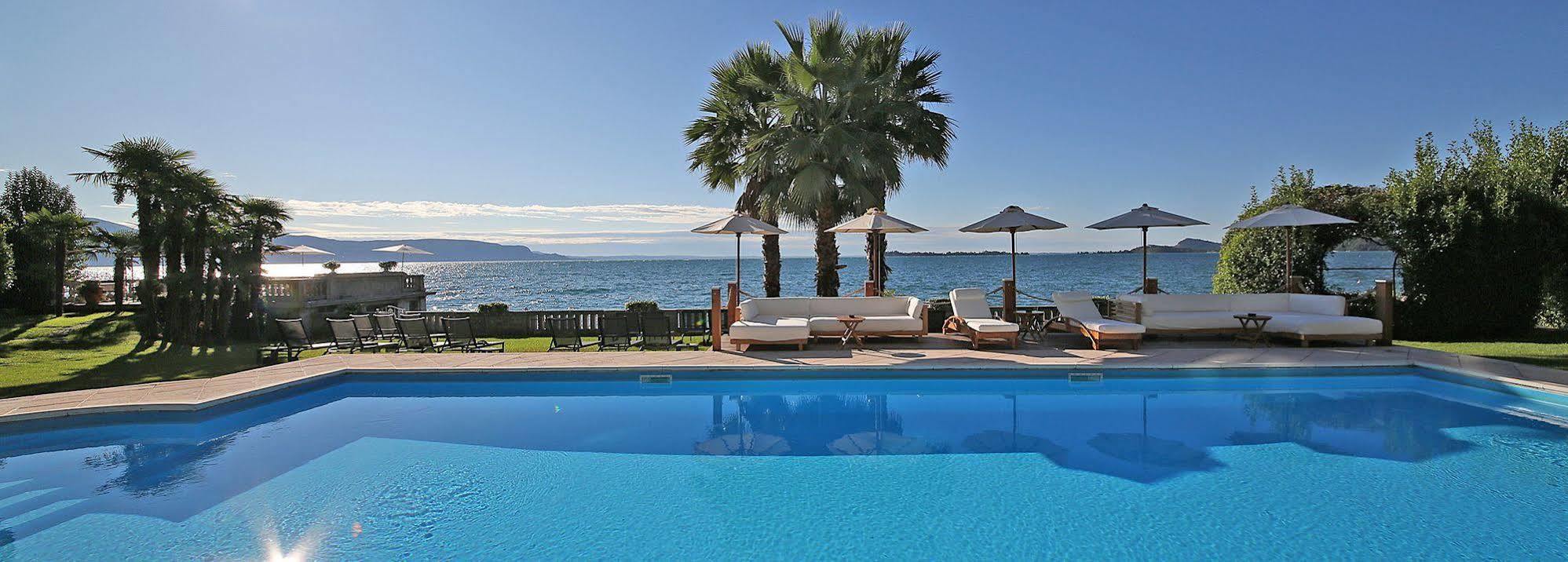 Capri Hotel
